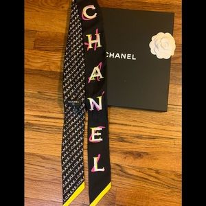 Chanel Twilly